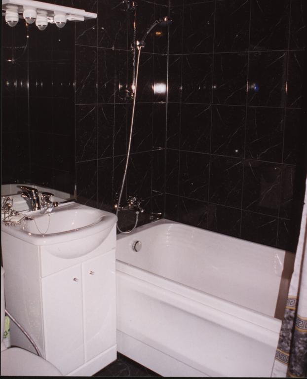 Hotel Service Predslava On Antonovicha Street Киев Стая снимка