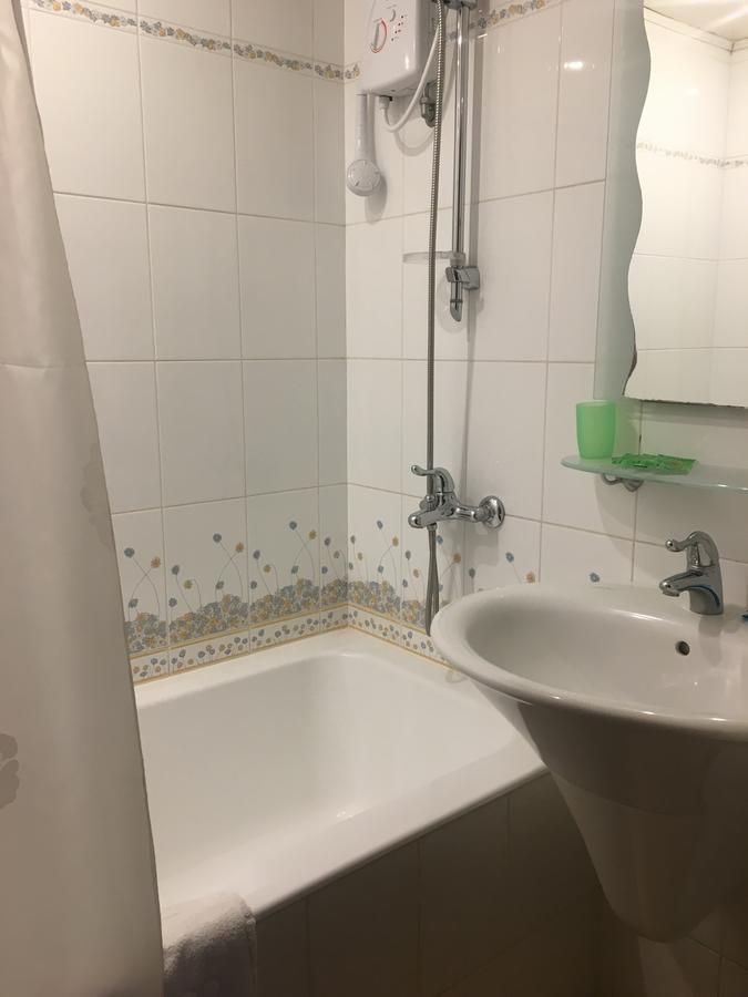 Hotel Service Predslava On Antonovicha Street Киев Екстериор снимка
