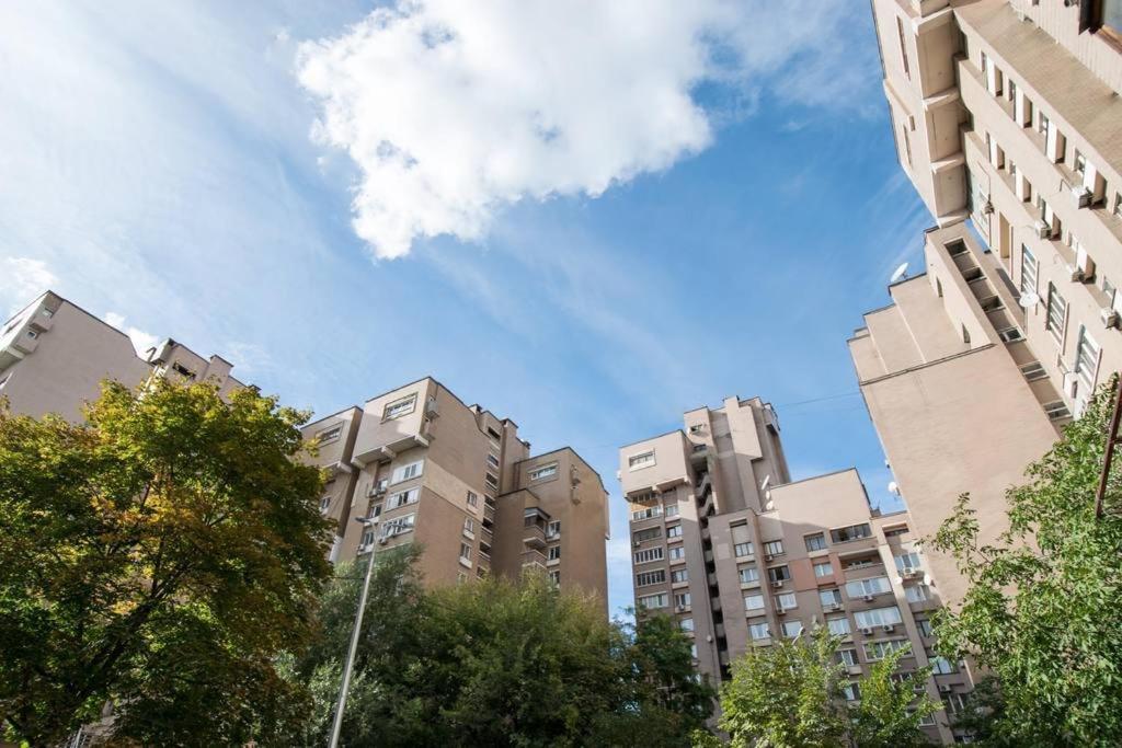 Hotel Service Predslava On Antonovicha Street Киев Екстериор снимка